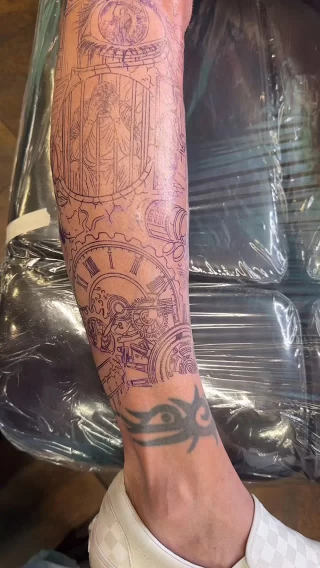 My client flew out and Sat for 2 days, what a champ. Love the outcome, still more to add…
.
.
.
.
.
#utah #utahartist #utahart #utahtattoos #viral reel tattoo utahtattooartiat utahink